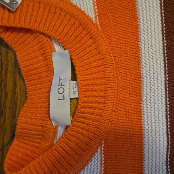 Loft Sweater - Picture 9 of 9